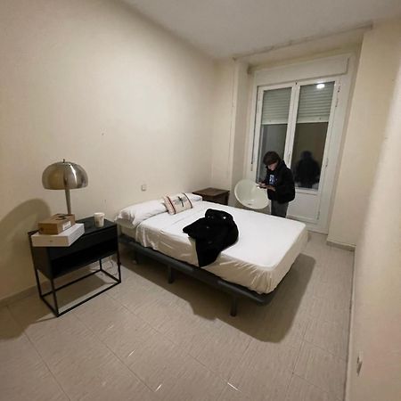ホテル Casa Tadeo Gran Via マドリード エクステリア 写真