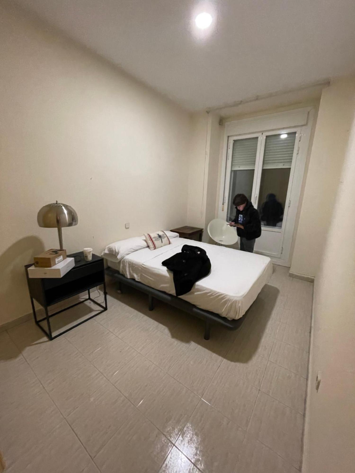 ホテル Casa Tadeo Gran Via マドリード エクステリア 写真